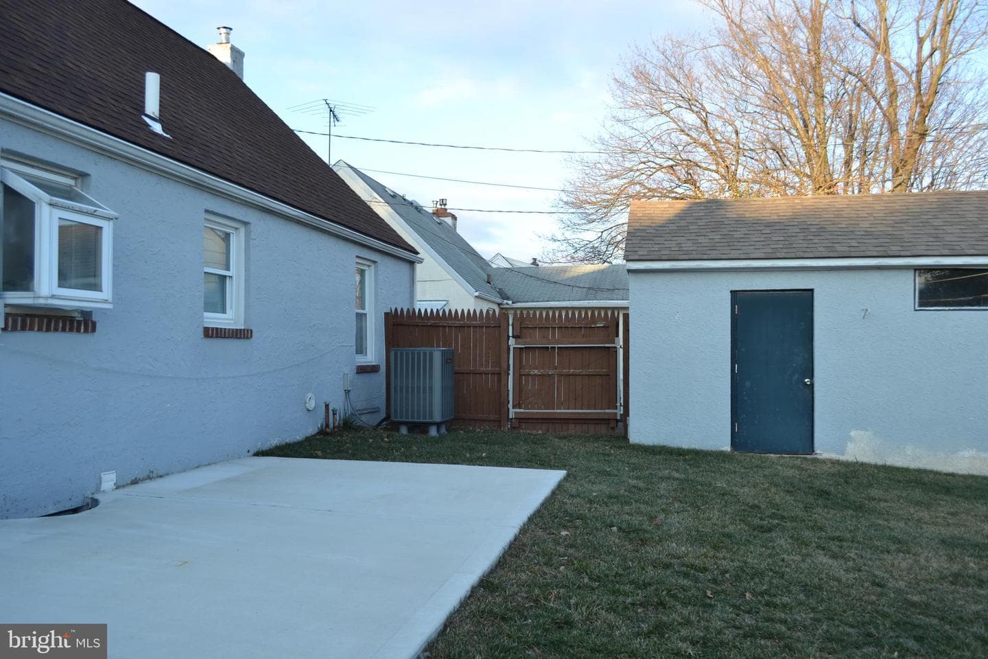 49 Kirk Lane photo 45