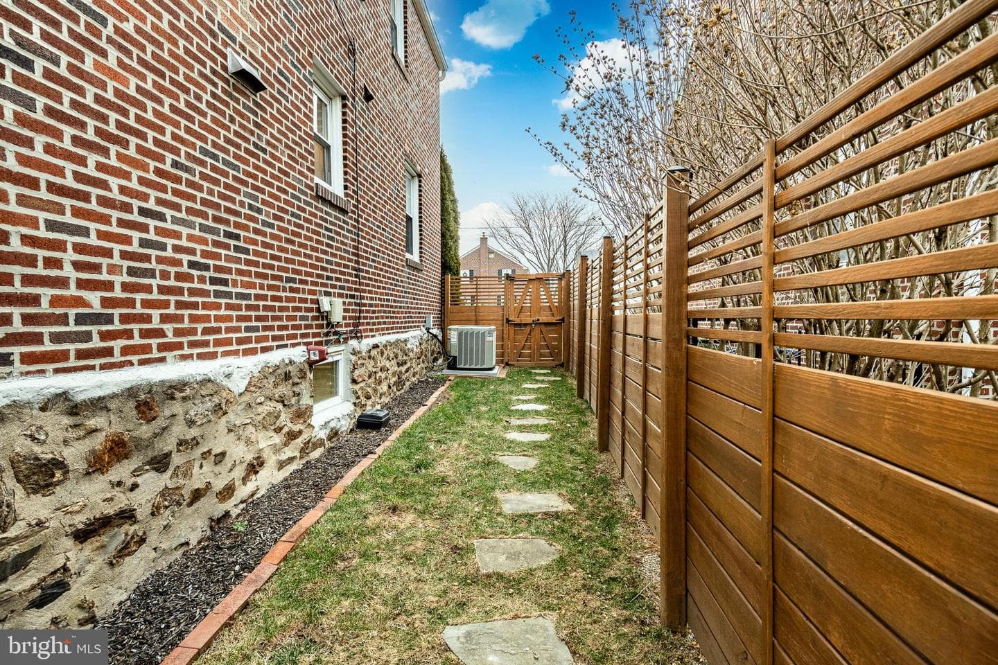 1808 Hawthorne Avenue photo 49