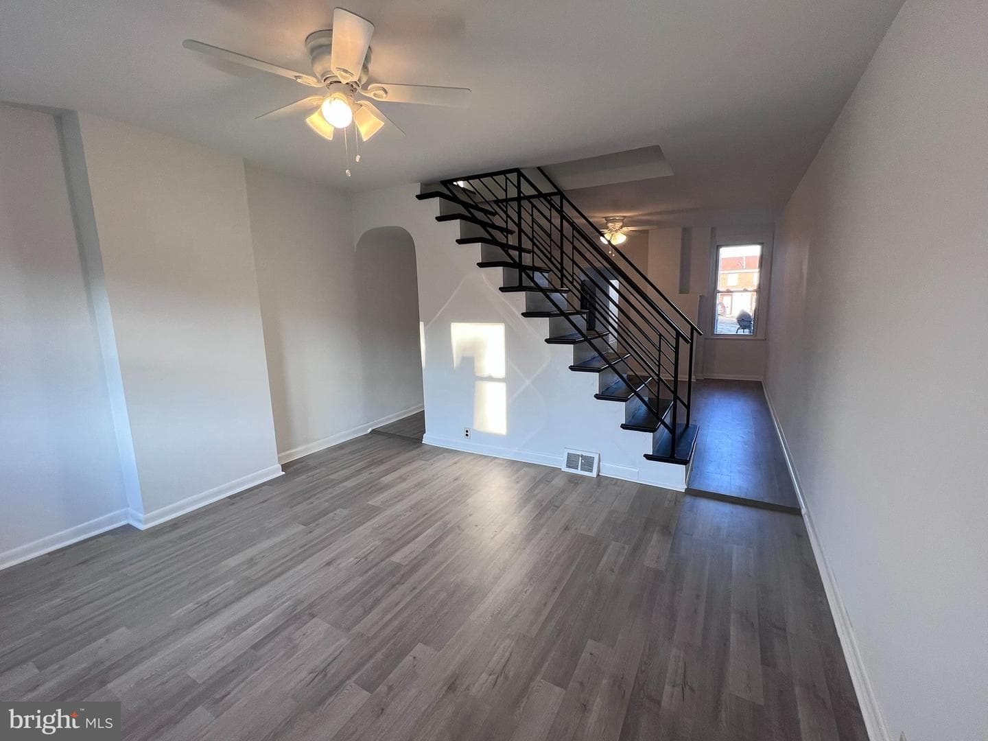 925 Central Avenue photo 3