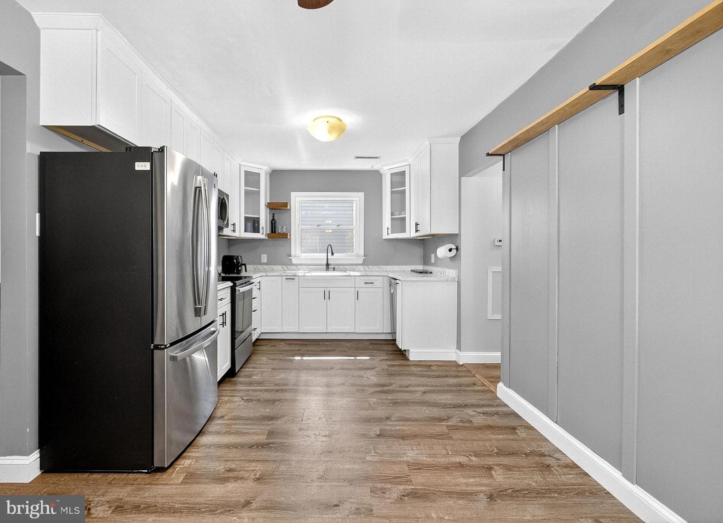 363 Hutchinson Terrace photo 6