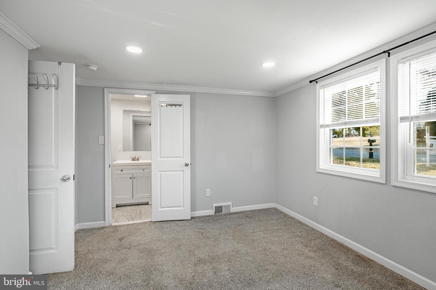 2117 Locust Street photo 13