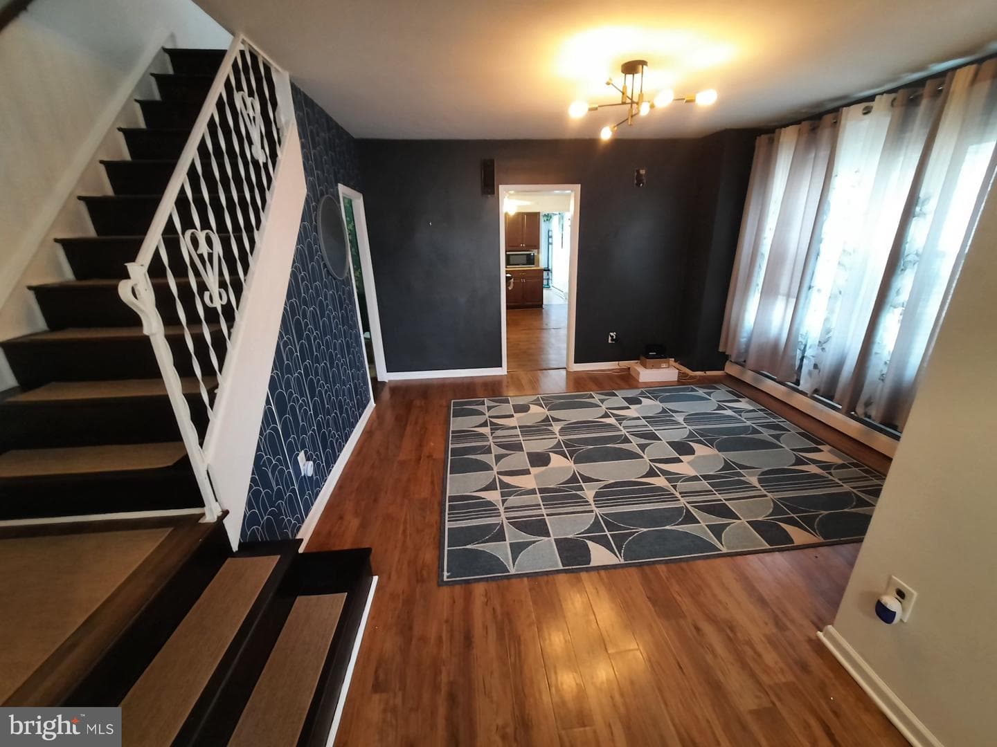 551 Delaware Avenue photo 4