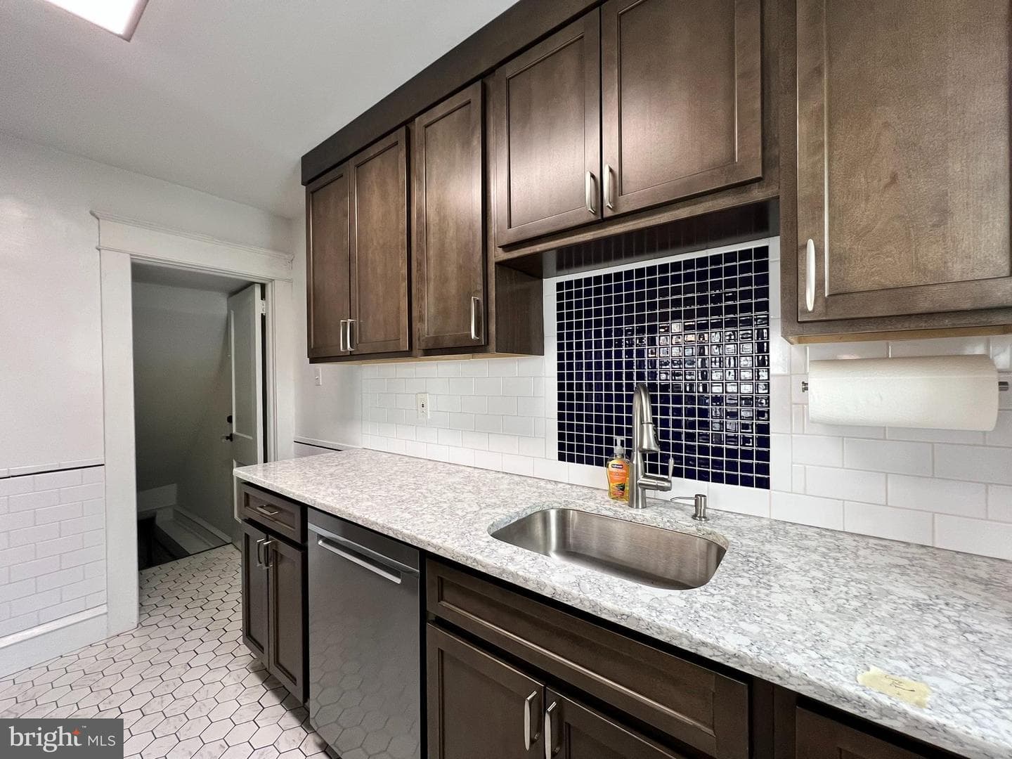 26 Ardmore Avenue photo 9