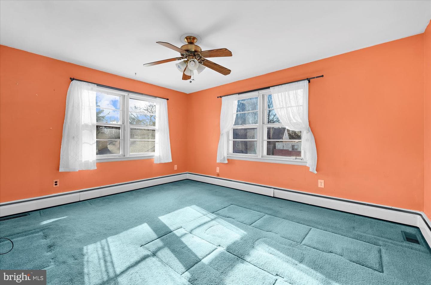 303 Perry Street photo 13