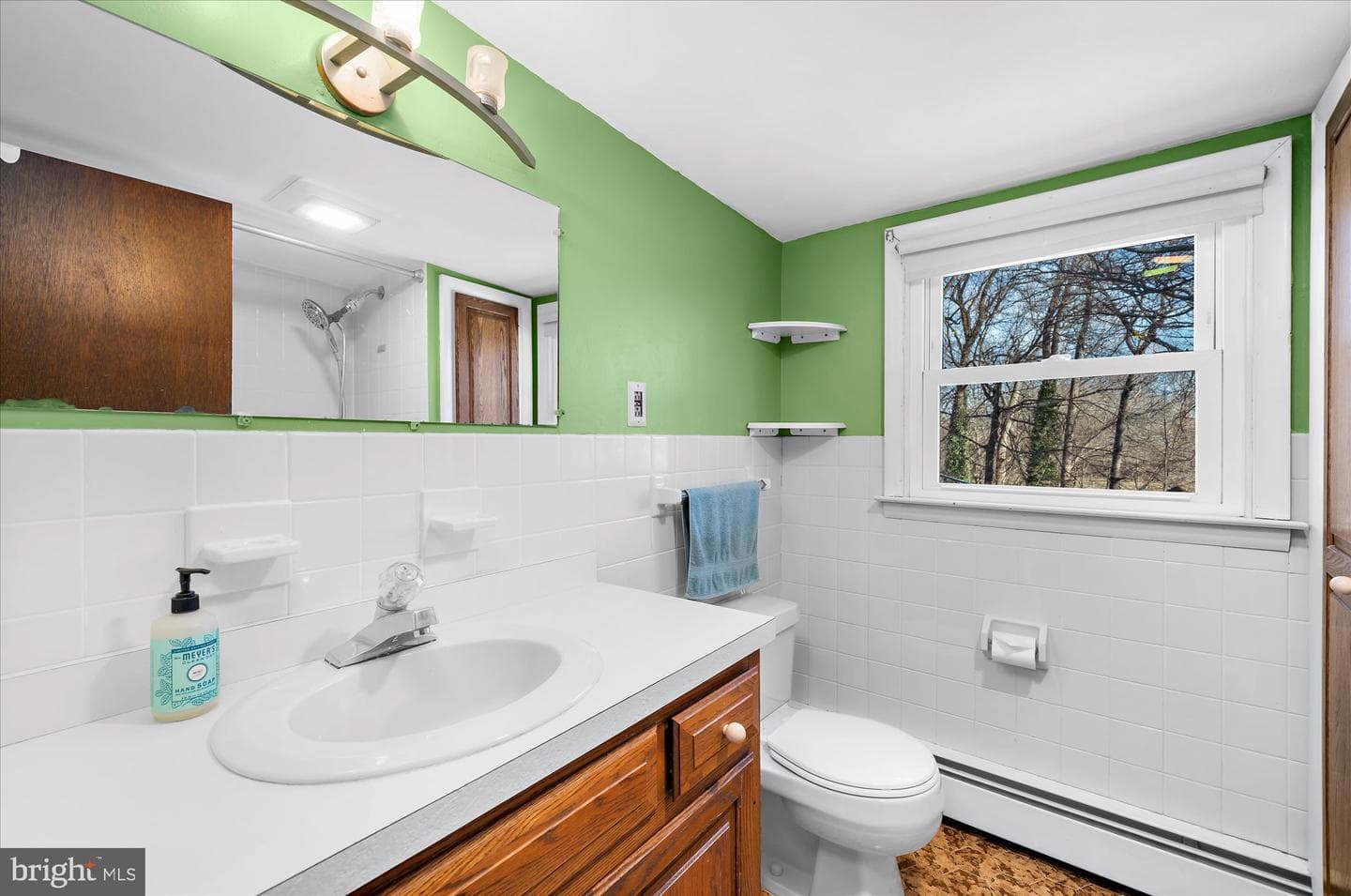 303 Perry Street photo 27