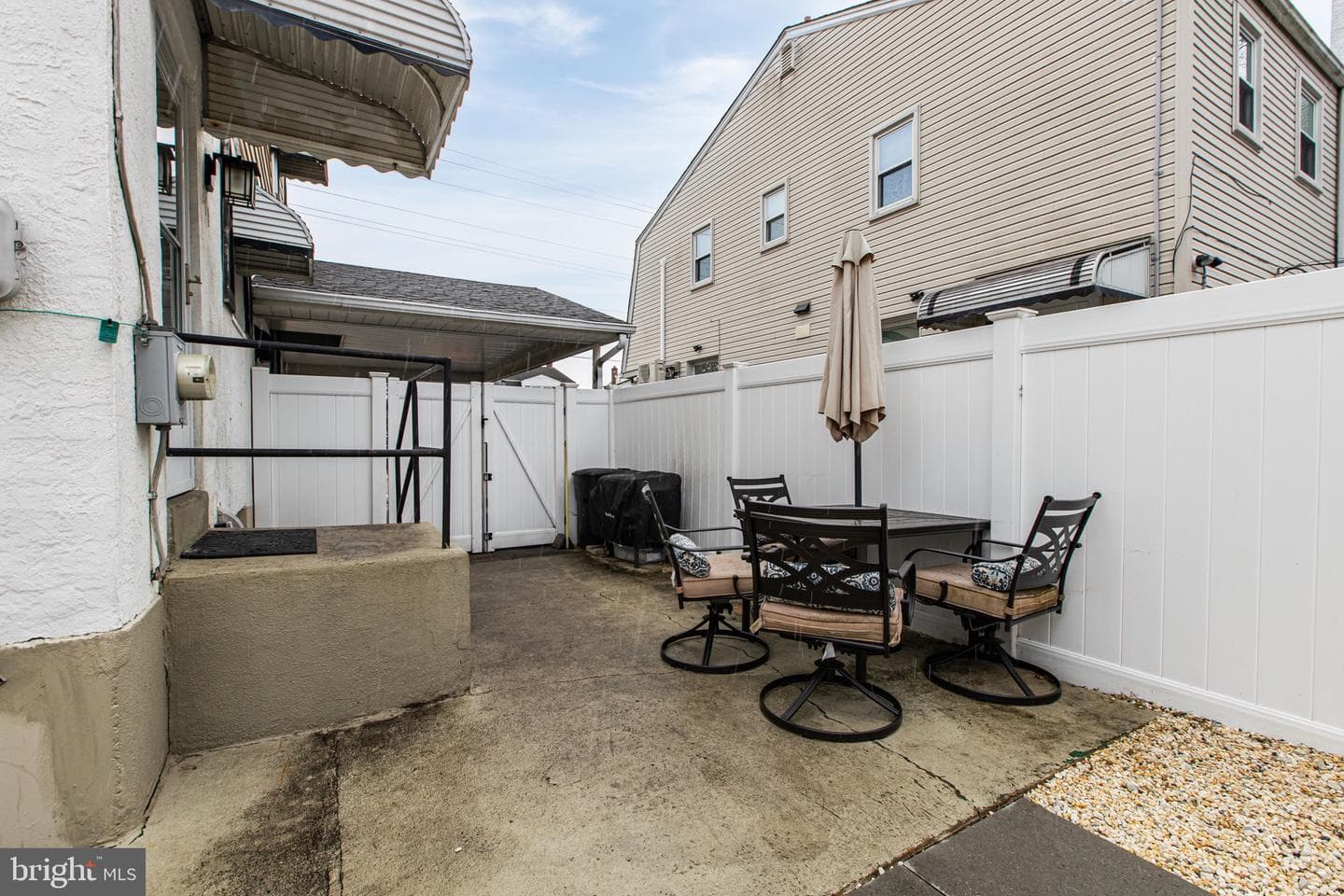 210 Beechwood Road photo 34