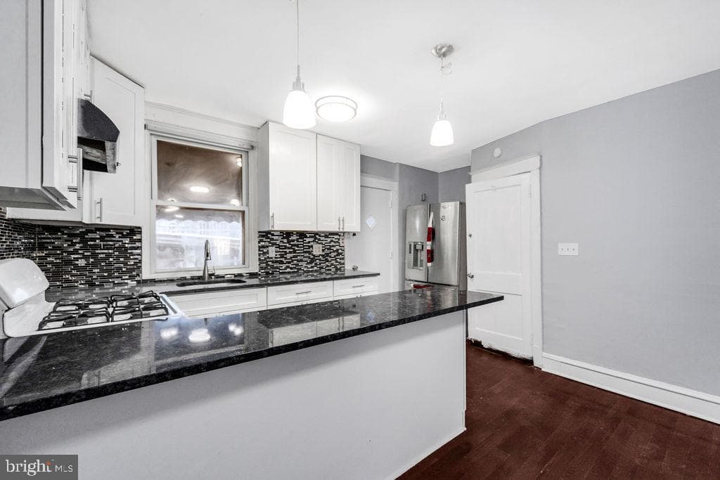 213 Heather Road photo 13