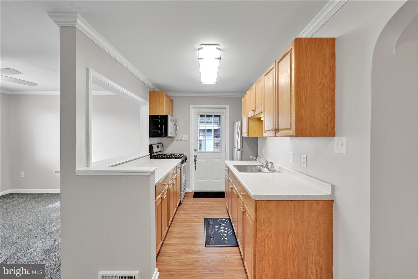 204 Ridley Avenue photo 10