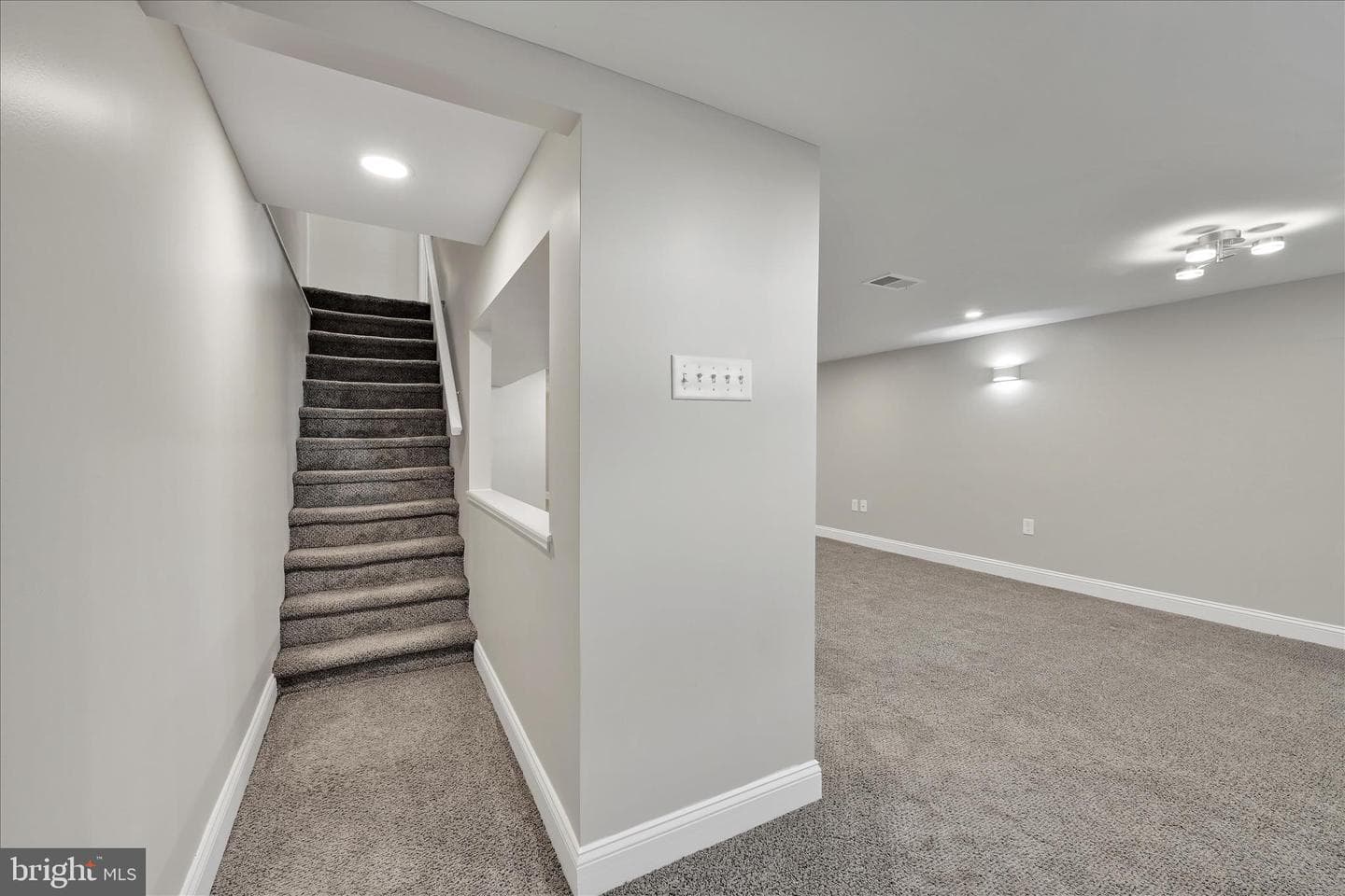 204 Ridley Avenue photo 21