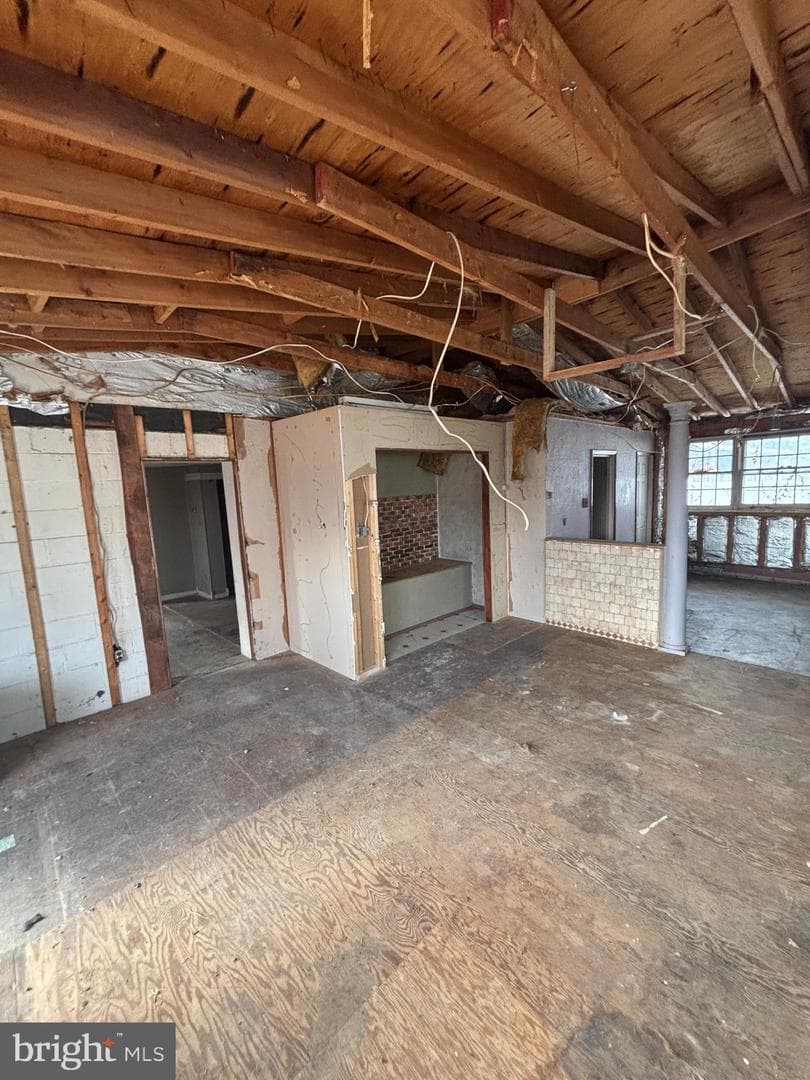 542 Stanbridge Road photo 18