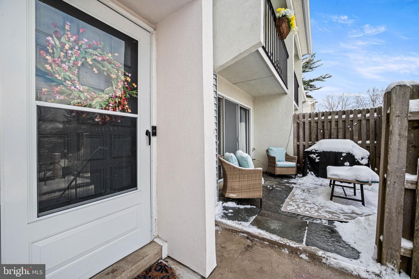 147 W Kenilworth Circle photo 3