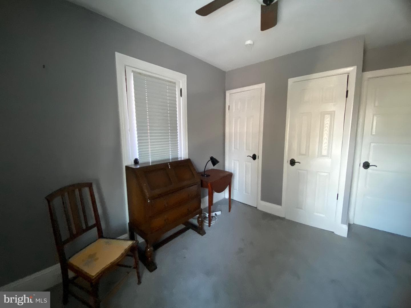 306 W Magnolia Avenue photo 20