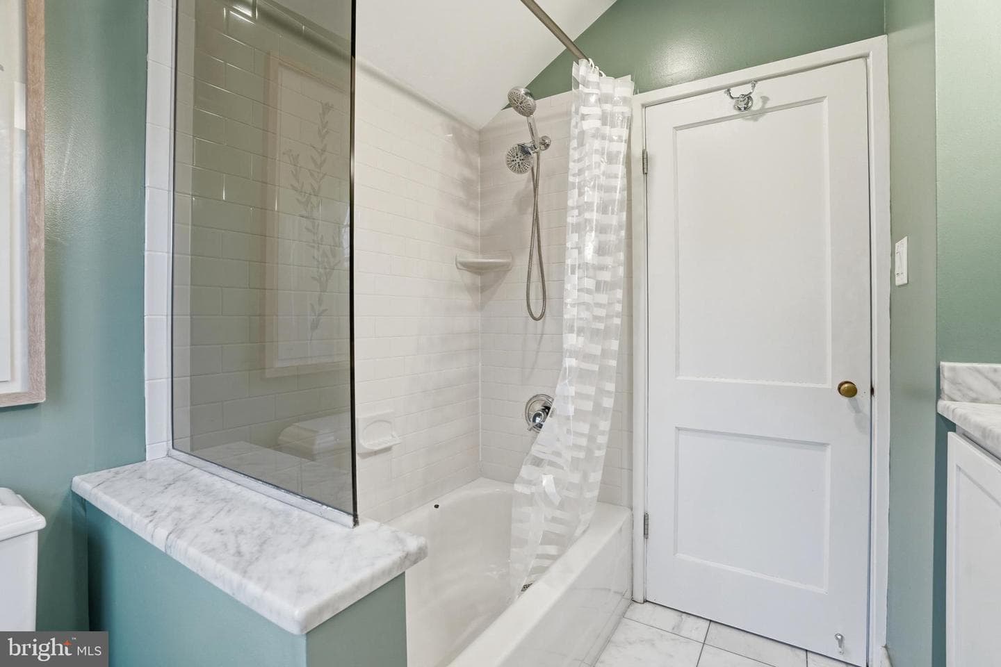 1045 Edgerton Road photo 20