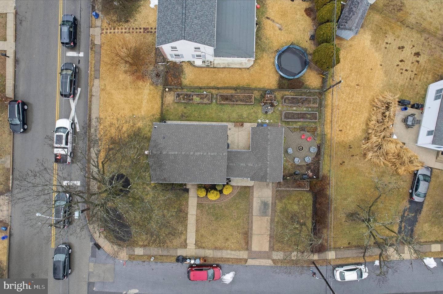 1045 Edgerton Road photo 4