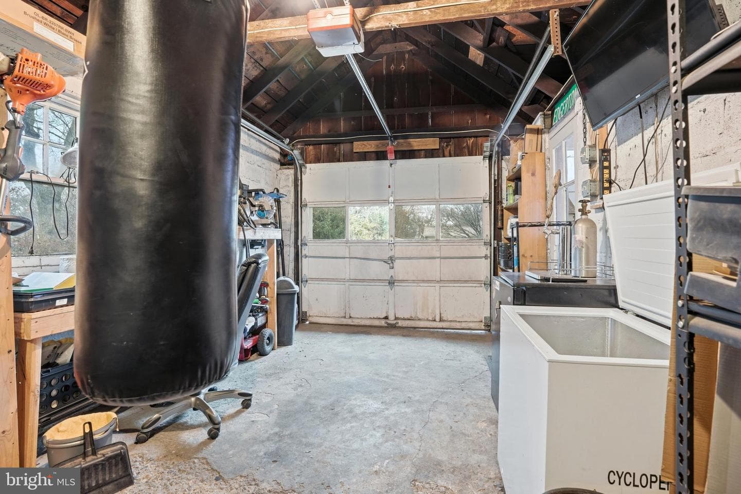1045 Edgerton Road photo 47