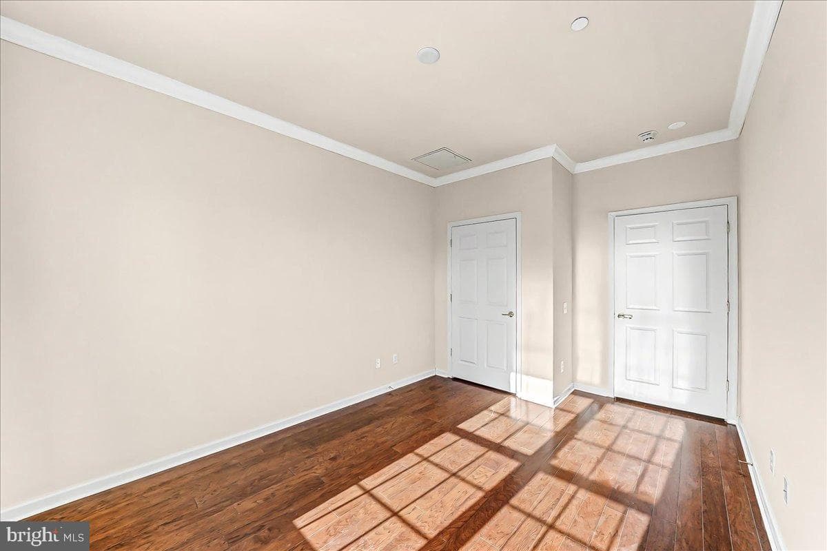 4209 Poplar Street photo 24