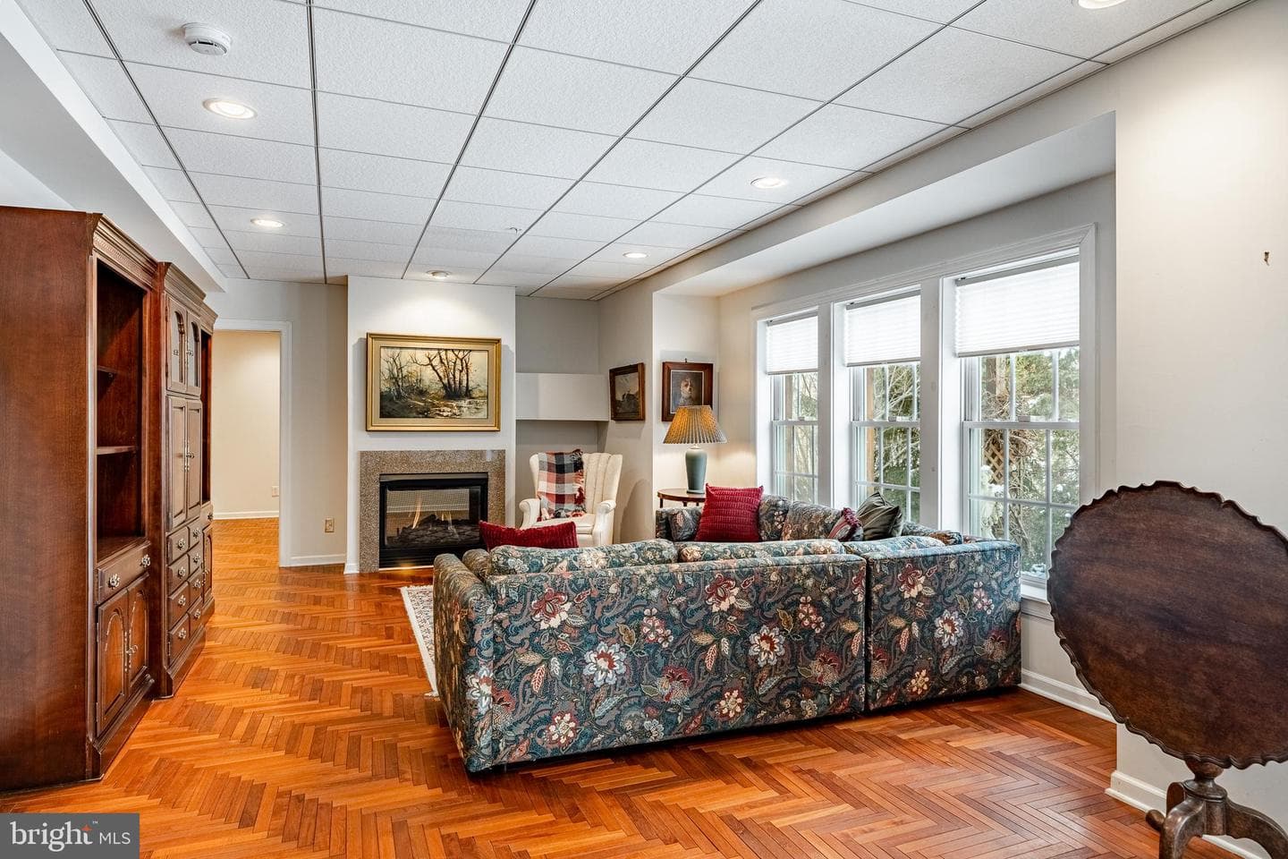 115 Camelot Lane photo 40