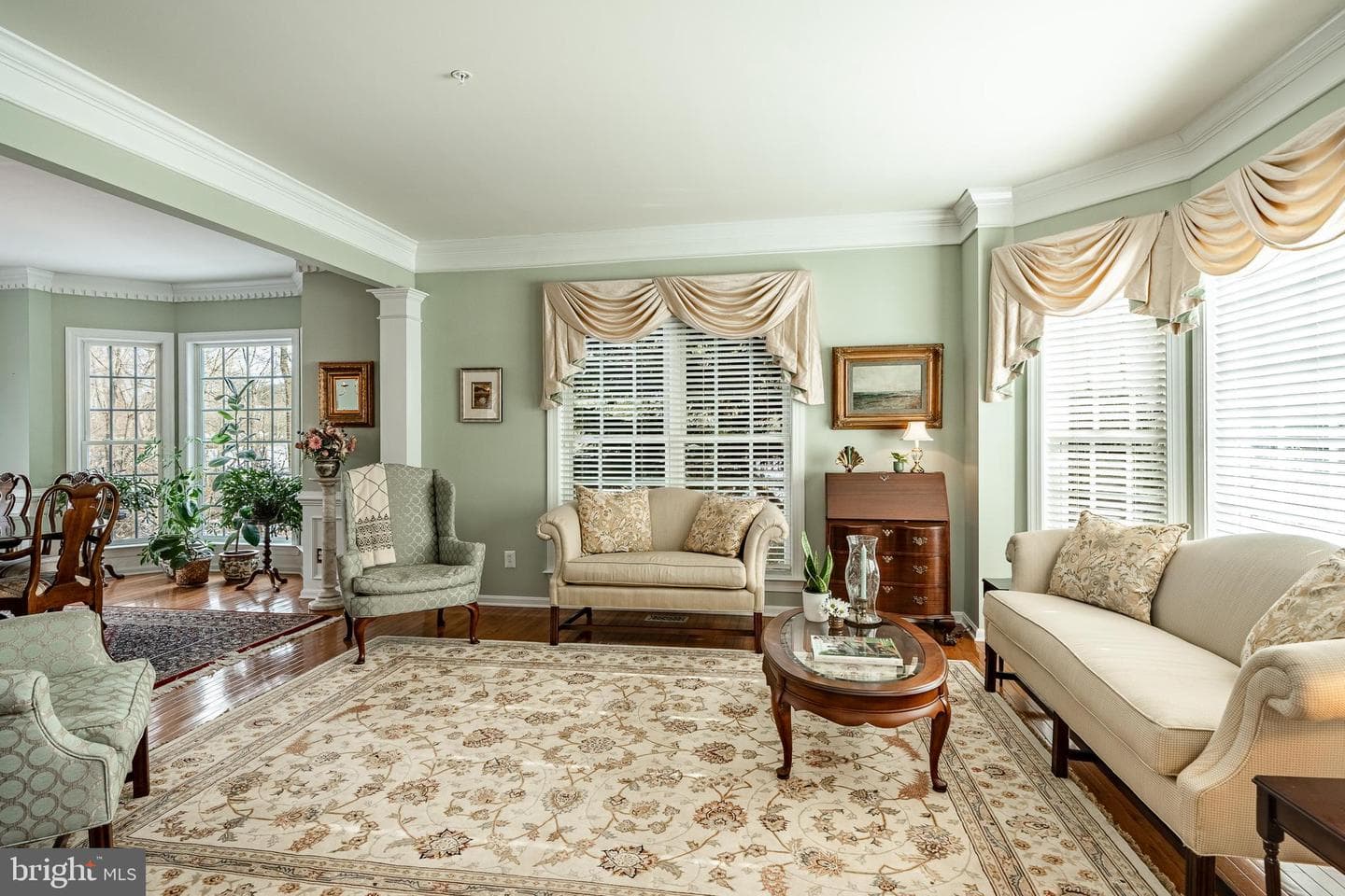 115 Camelot Lane photo 7