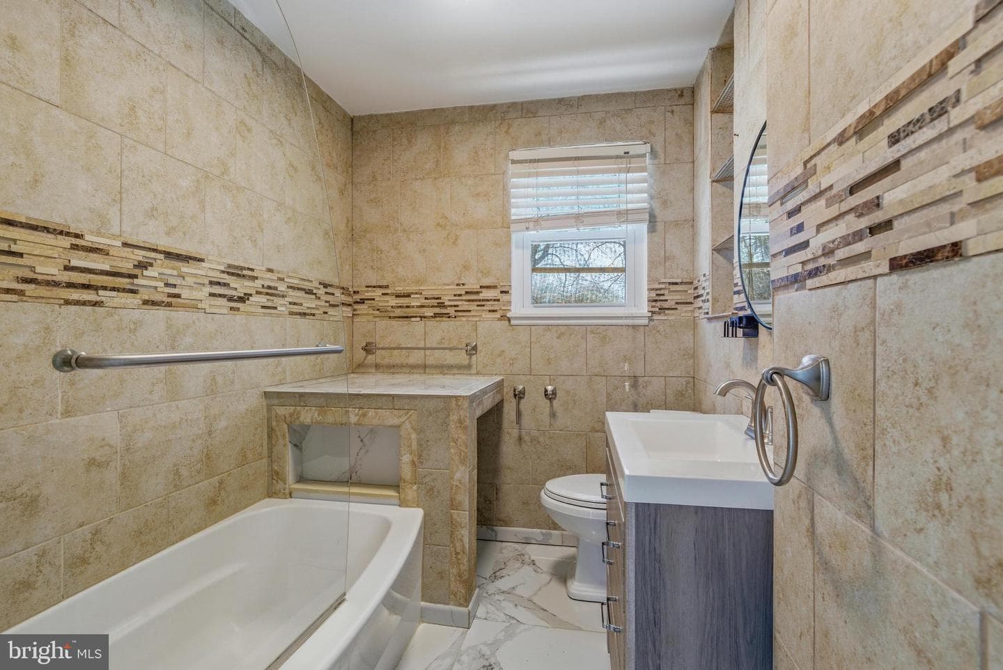 2238 Blueball Avenue photo 14