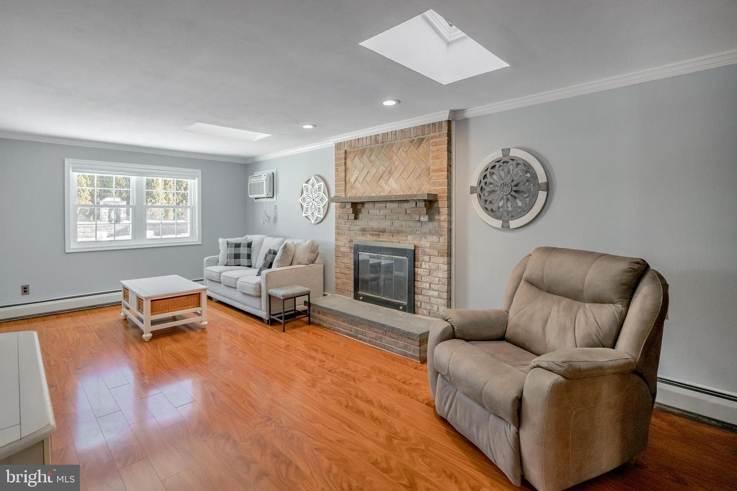 2107 Belvedere Avenue photo 14