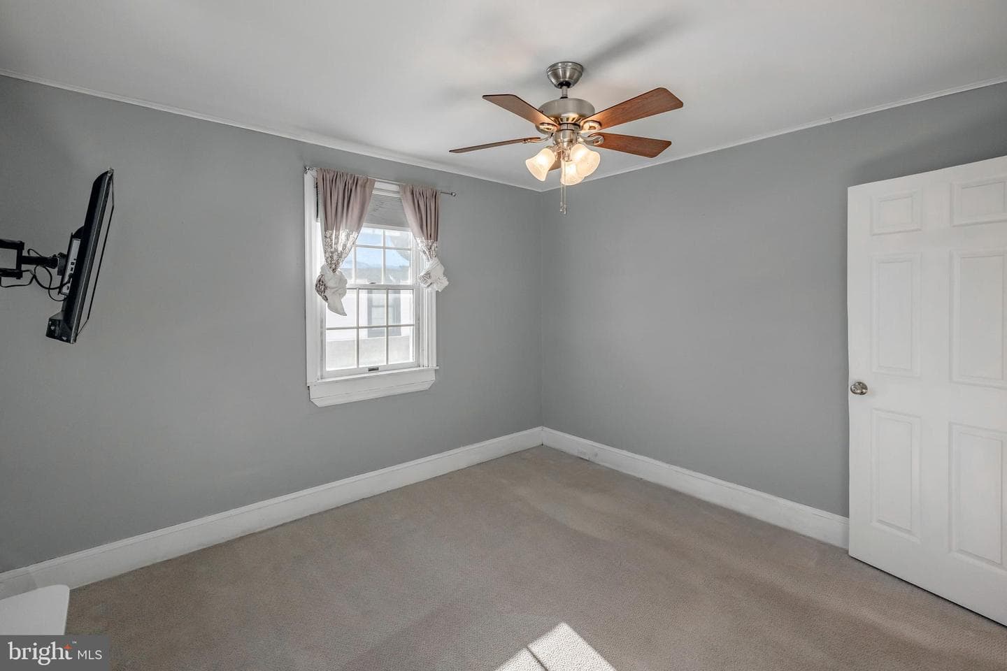 2107 Belvedere Avenue photo 23