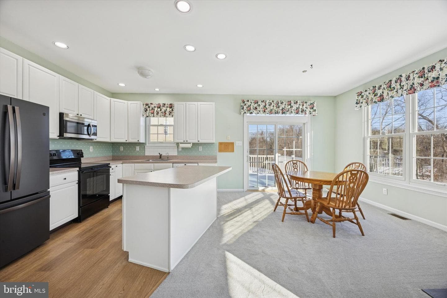 529 Fox Den Court photo 4