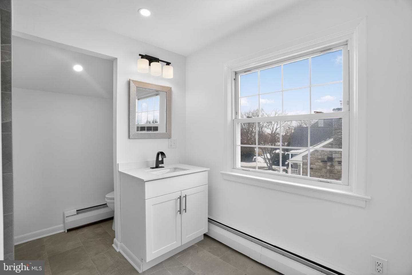 208 N Morgan Avenue photo 21