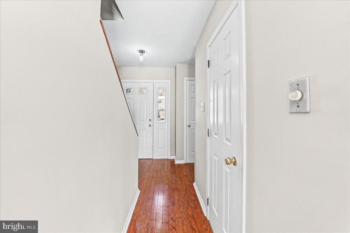 136 Trotters Lea Lane photo 9
