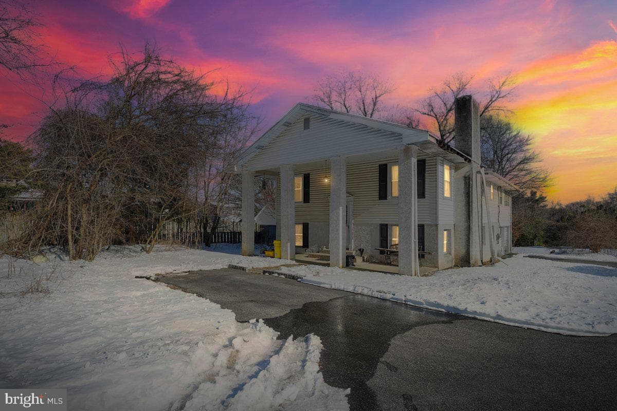 641 W Sproul Road