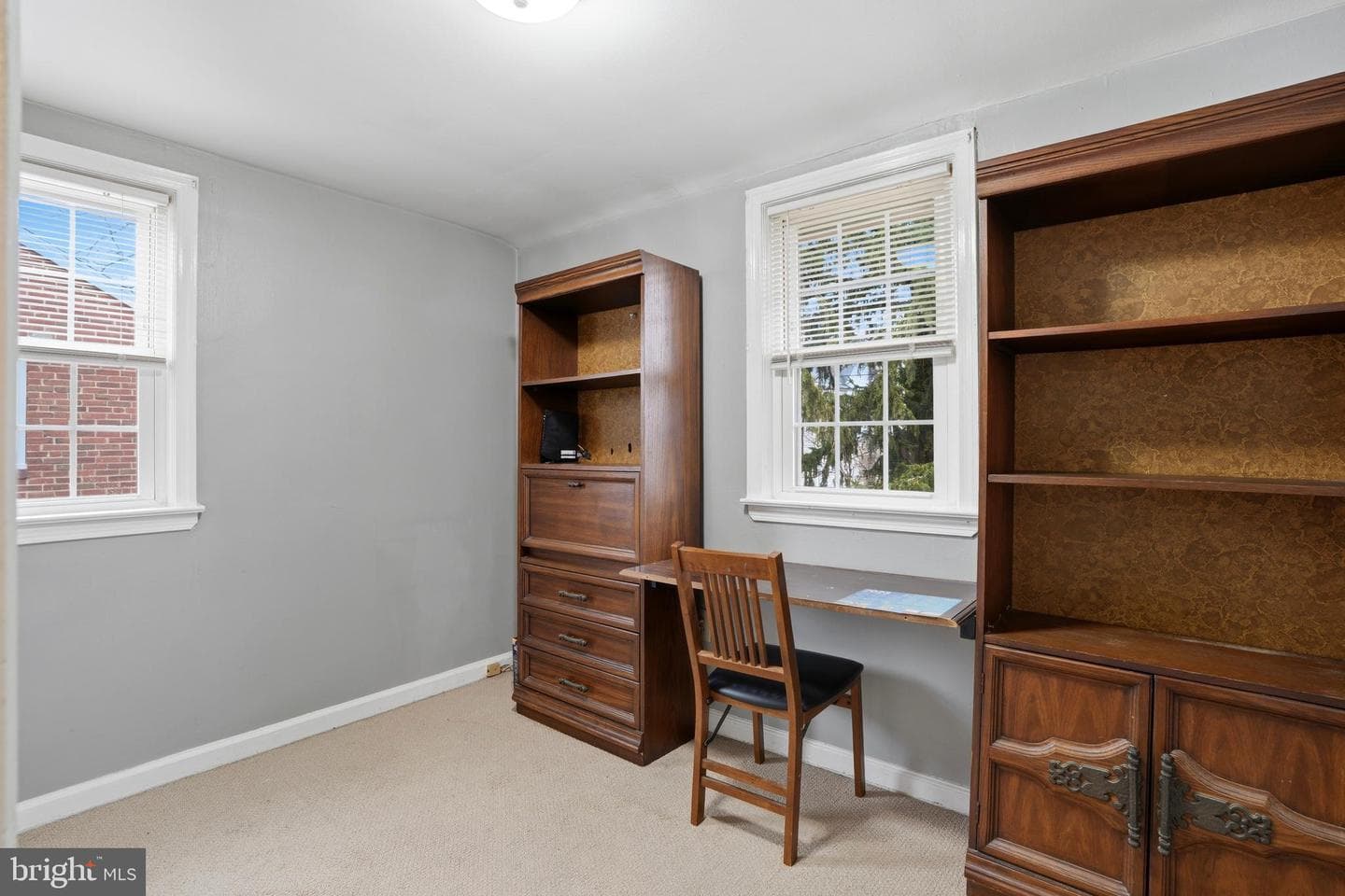 905 Addingham Avenue photo 23