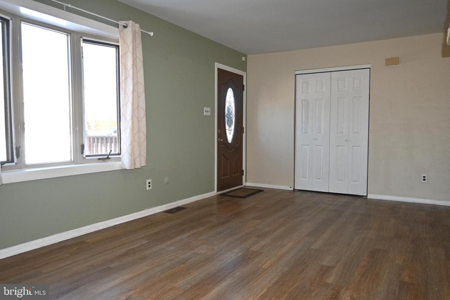 613 Saint Anthony Lane photo 6