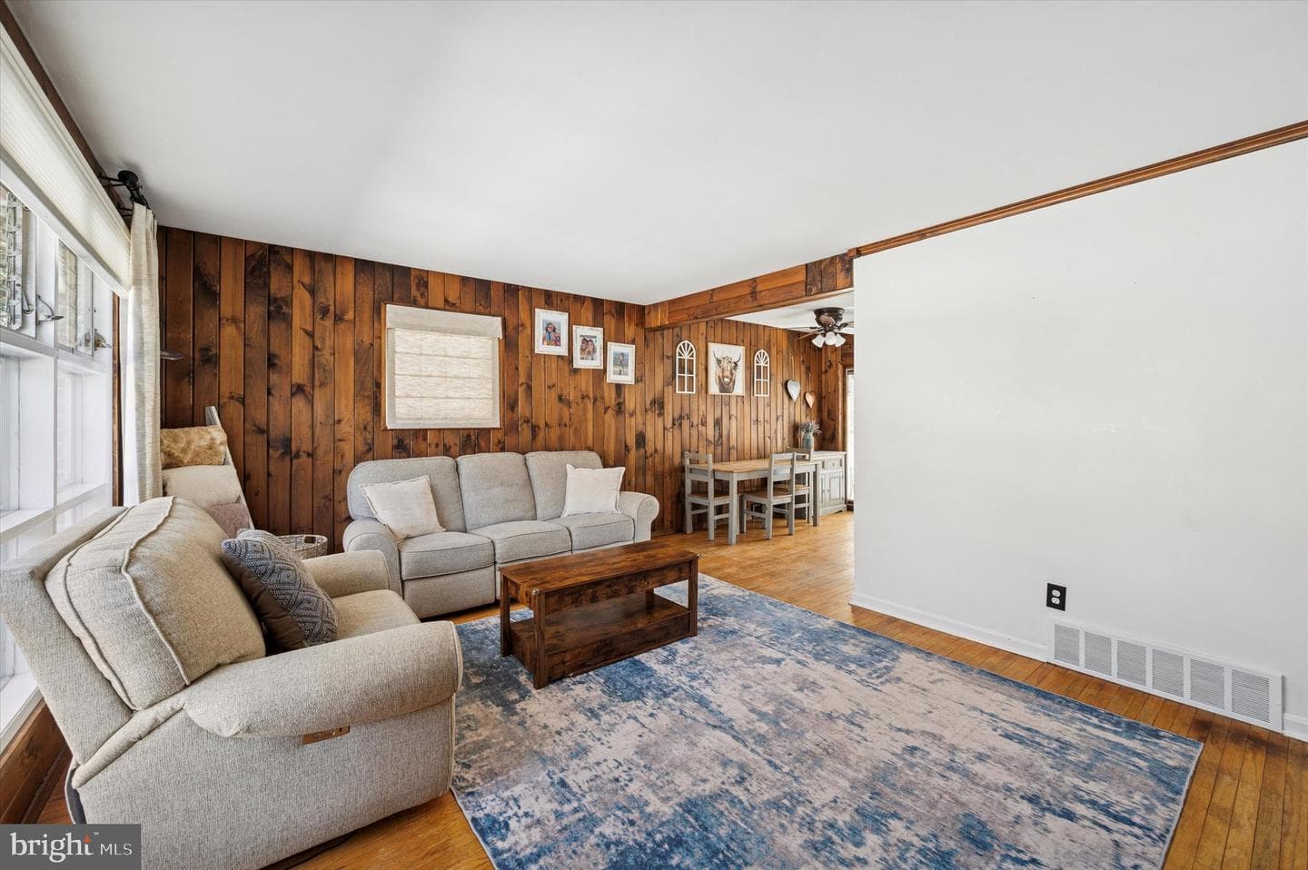 2725 Boudwin Avenue photo 3