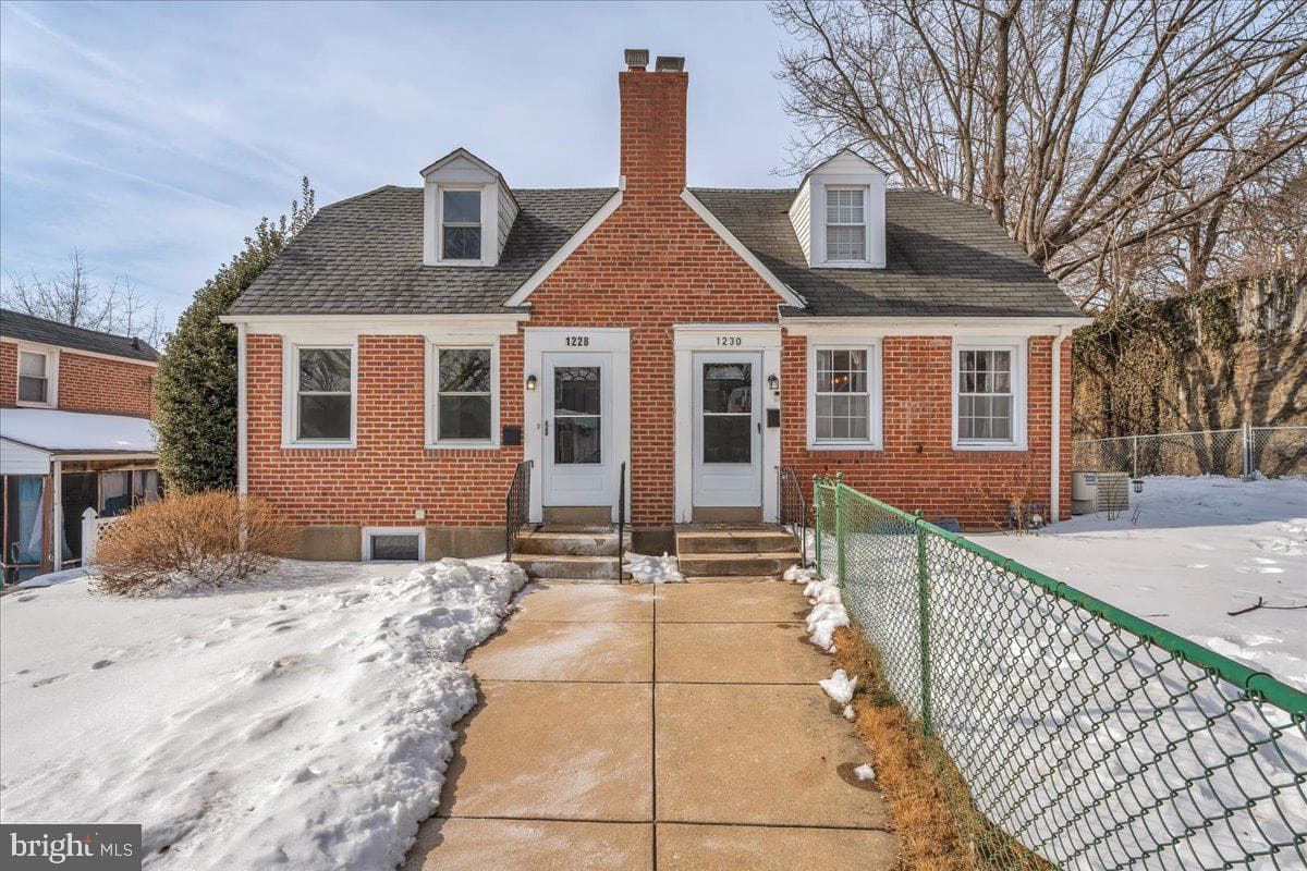 1230 Bryan Street photo 1