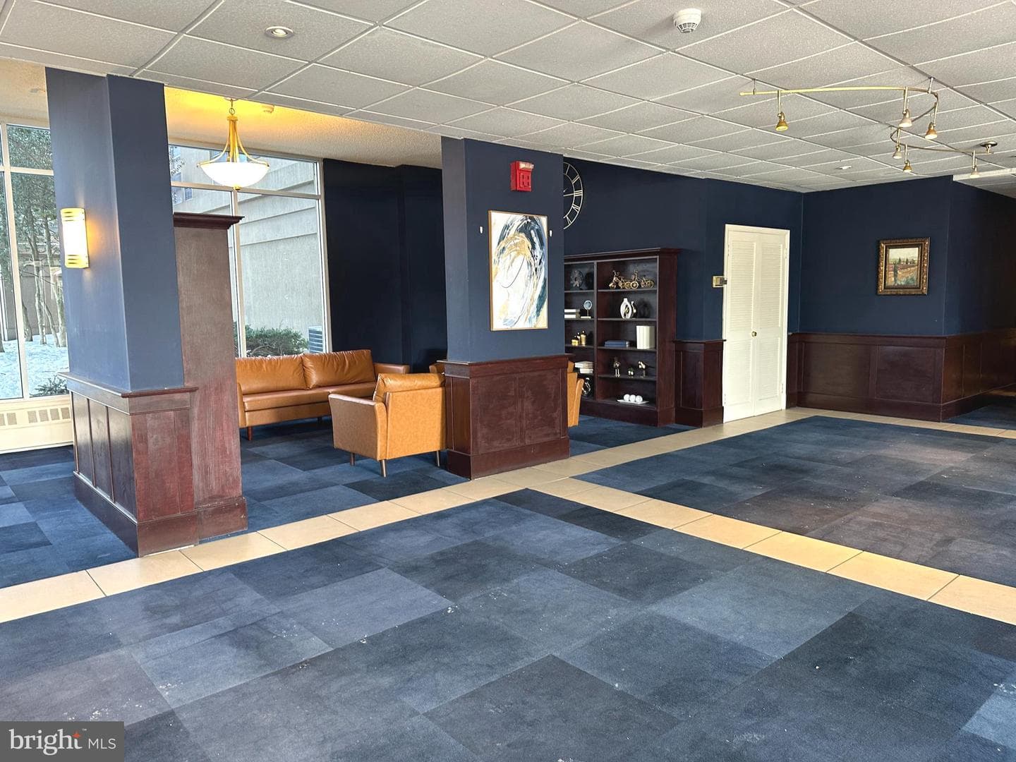 1030 E Lancaster Ave #817 photo 9