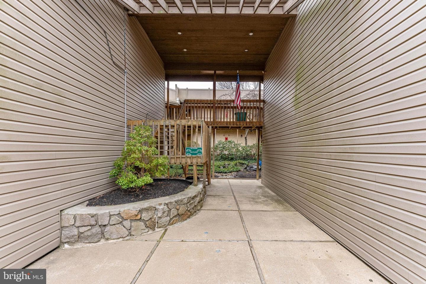 308 Pritchard Place photo 32