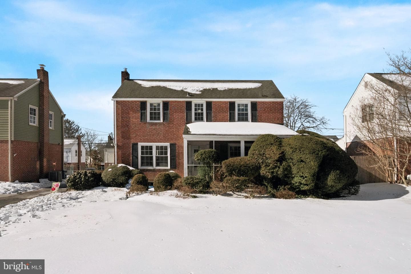 216 Brentwood Road photo 1