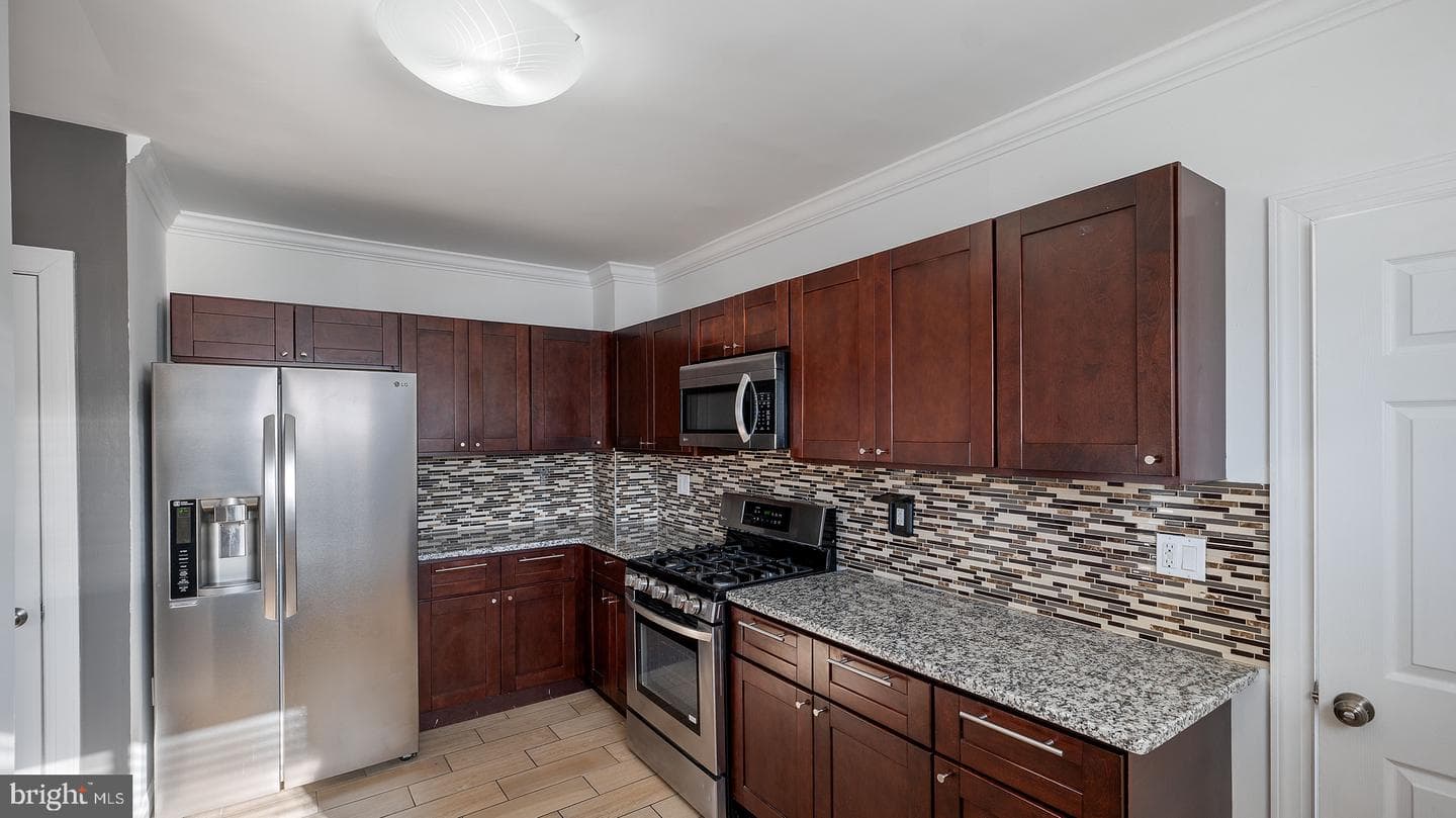 401 Custer Avenue photo 8