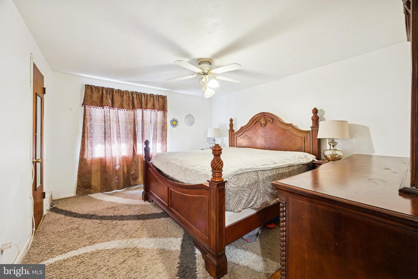 1053 Taylor Drive photo 8