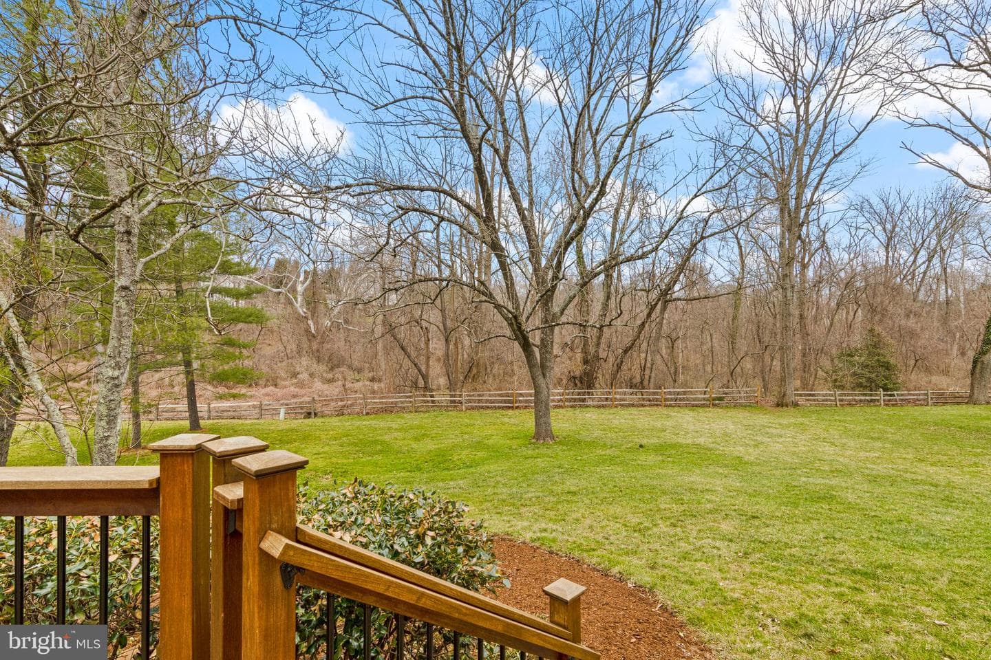 205 Ravenscliff Road photo 58