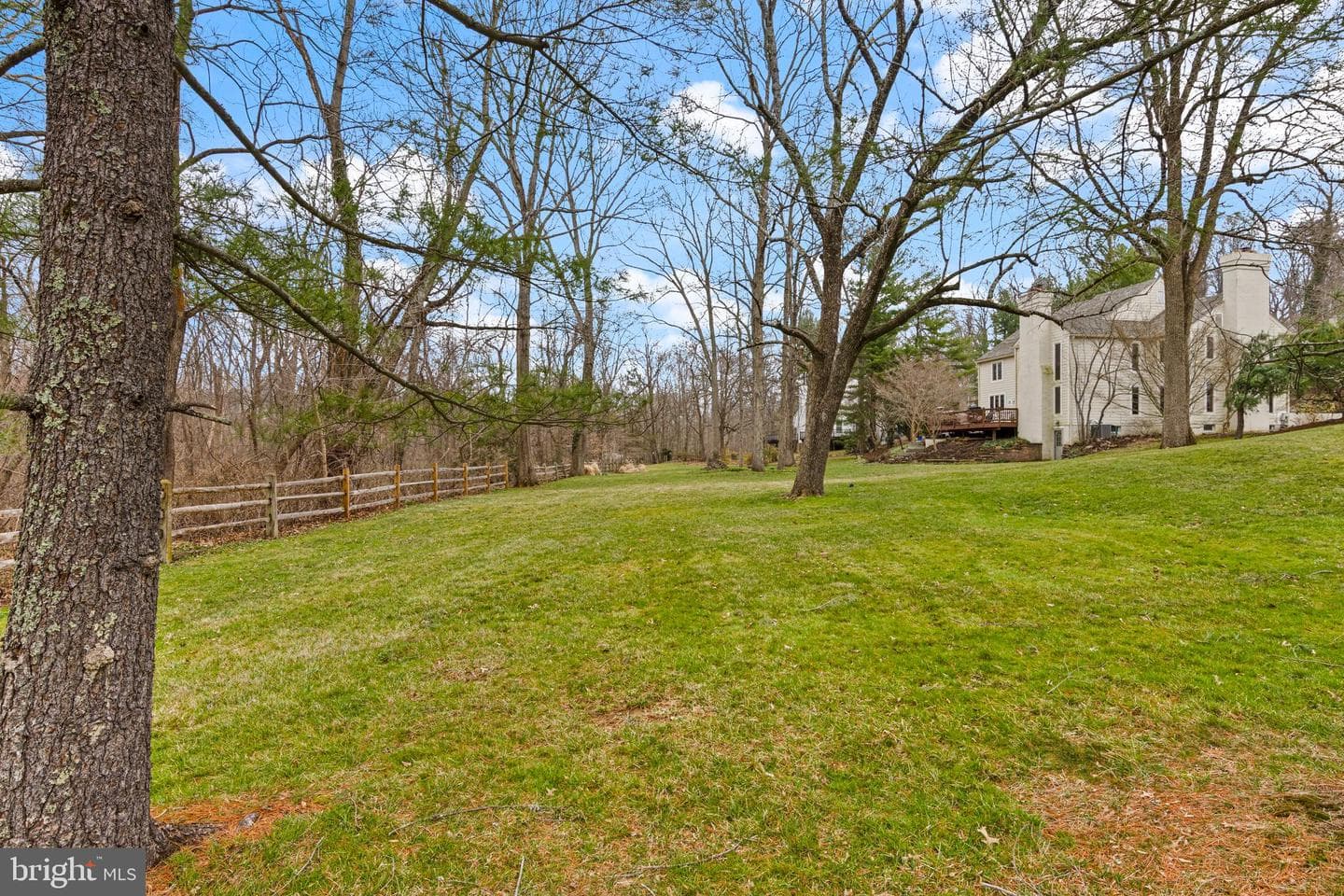 205 Ravenscliff Road photo 59