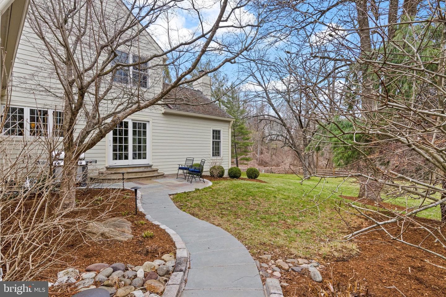 205 Ravenscliff Road photo 60