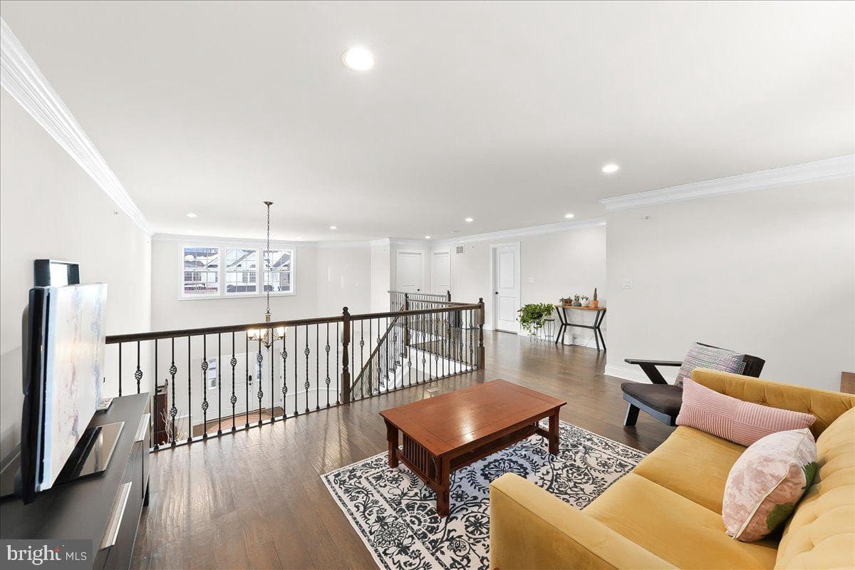 3718 Parris Boulevard photo 33