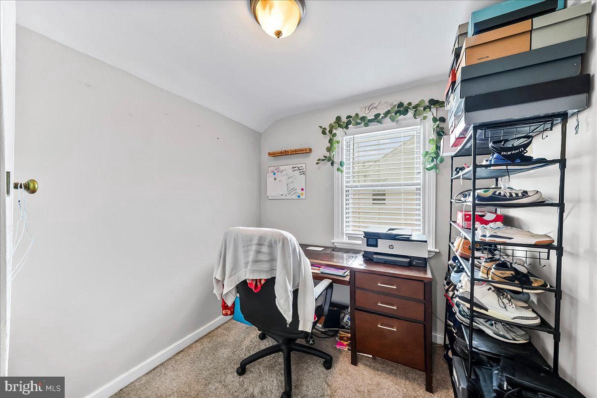 1020 Edgerton Road photo 12