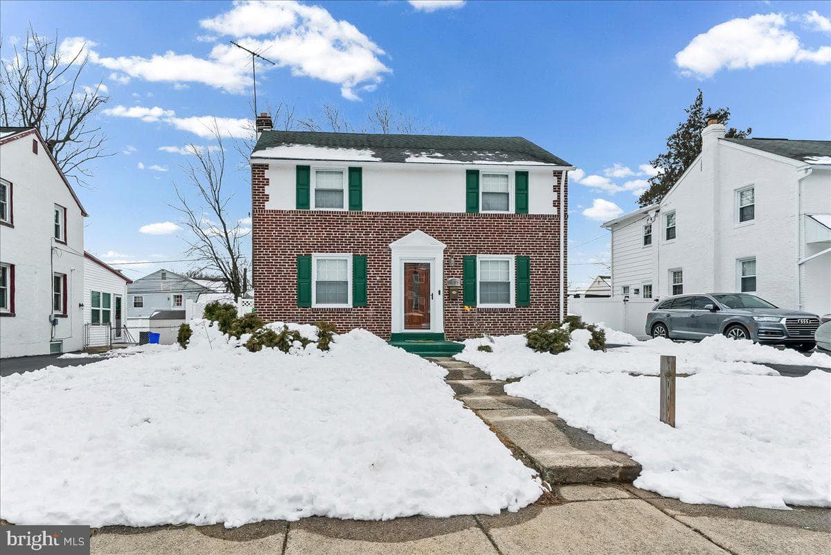 1020 Edgerton Road photo 2
