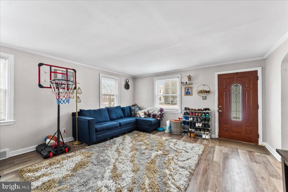 1020 Edgerton Road photo 8
