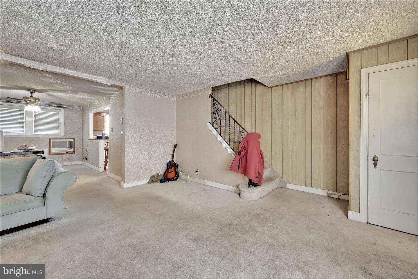 217 E Greenwood Ave photo 3