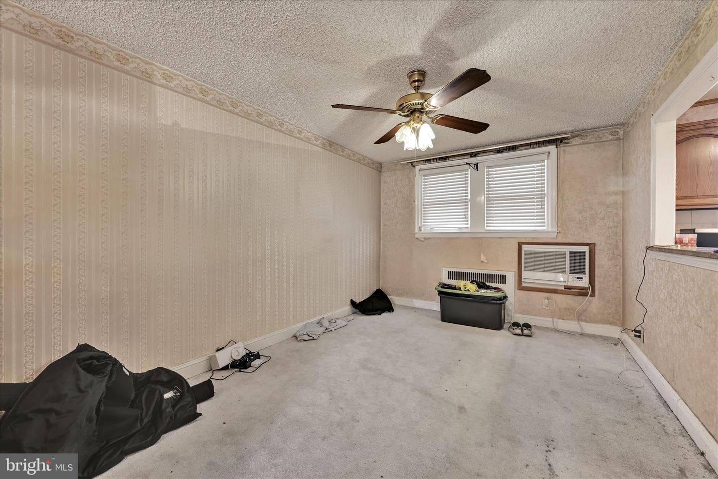 217 E Greenwood Ave photo 5