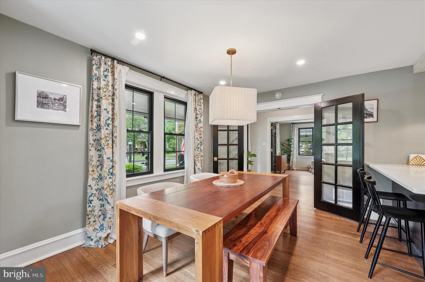407 S Jackson Street photo 11