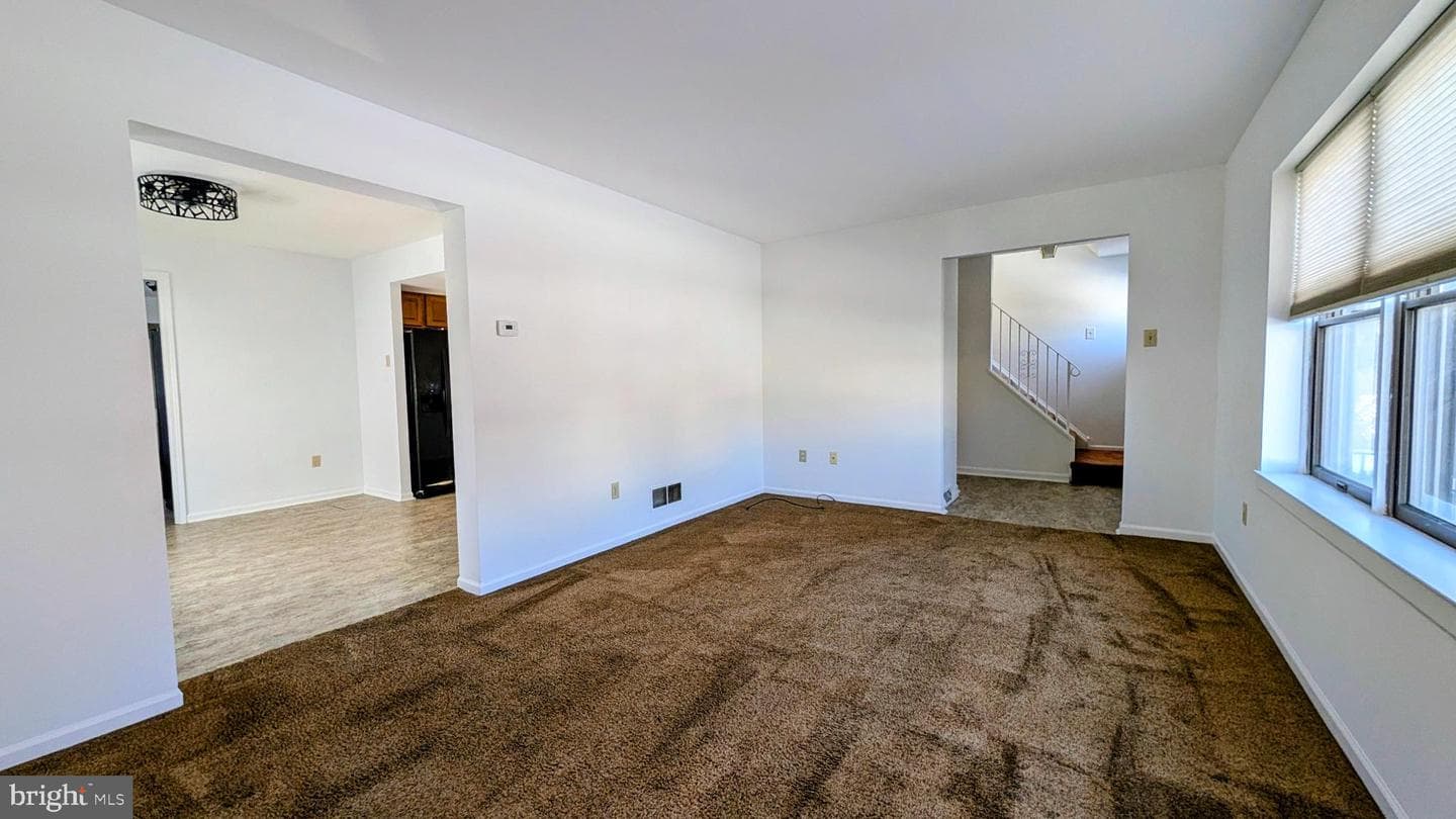 1 W Belair Road photo 7