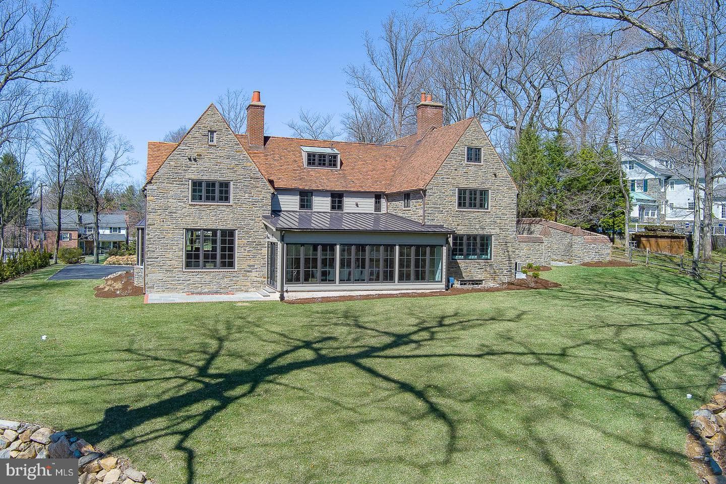 201 S Spring Mill Road photo 82